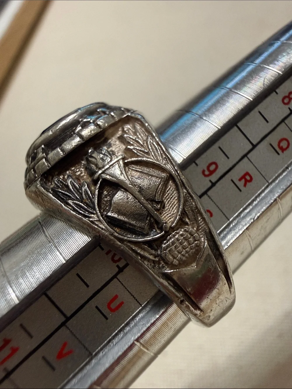 Sterling Silver Men's School Ring size 9.75 W/Deep Blue Oval Stone